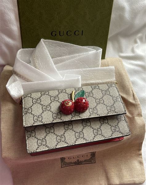 Gucci 481291 GG Supreme Mini Bag With Cherries